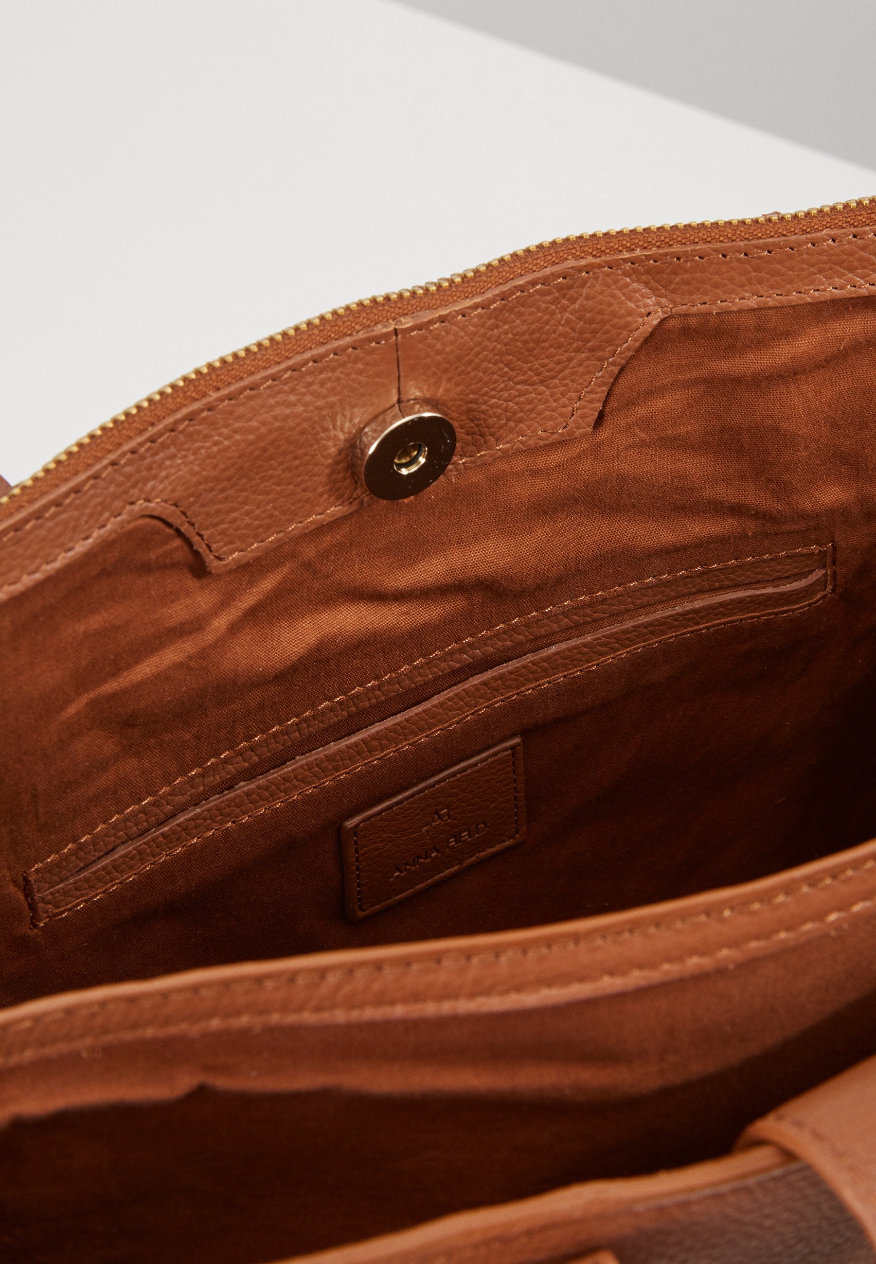 Anna Field LEATHER Dataveske cognackonjakk Zalando.no Anna Field LEATHER Dataveske cognackonjakk Zalando.no