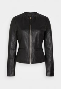 Svart läderjacka med långa ärmar, rund hals och framzipper. Har två sidofickor och dekorativ sömnad längs halsringningen.