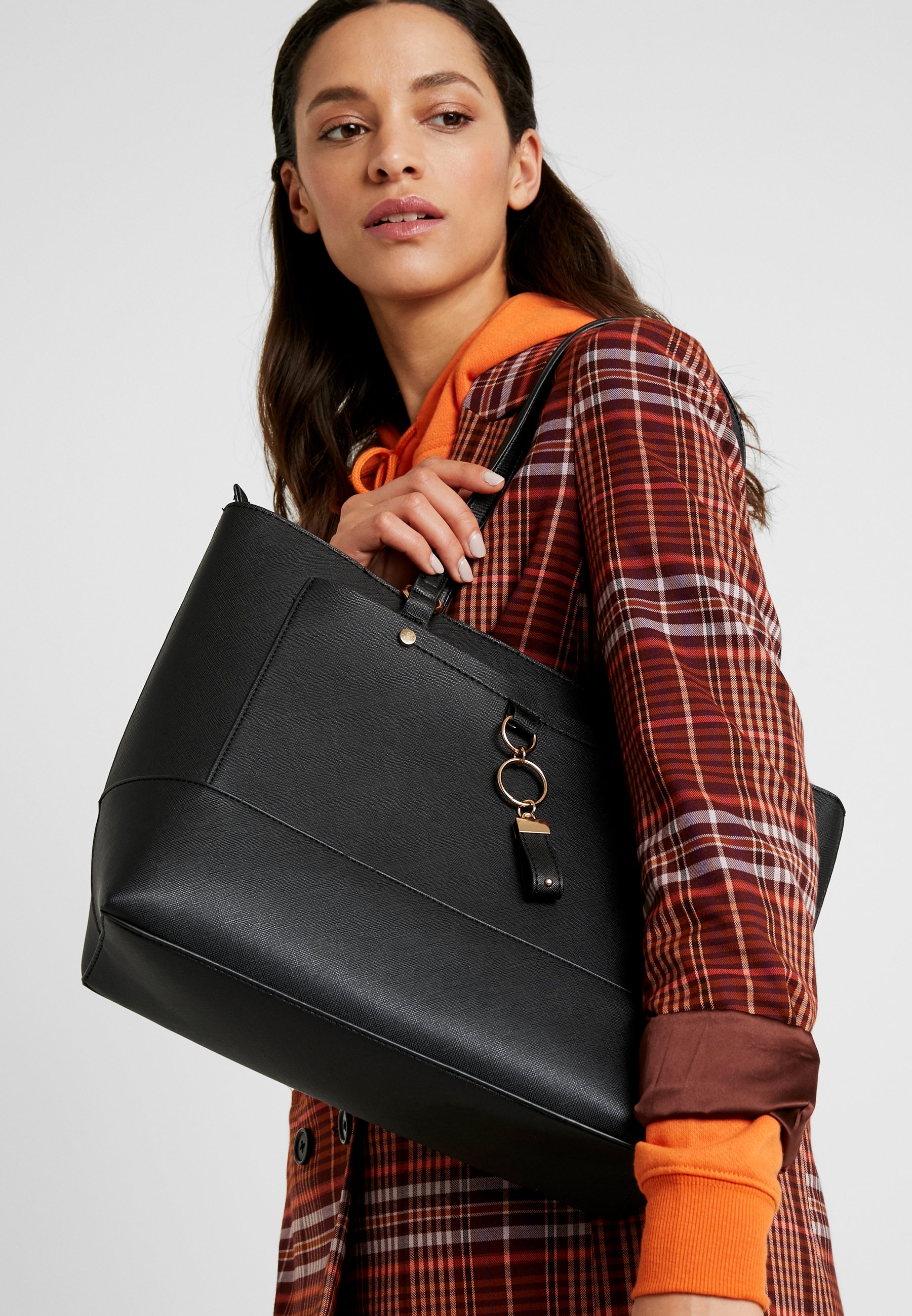 Dorothy Perkins POCKET FRONT Håndveske black Zalando.no Dorothy Perkins POCKET FRONT Håndveske black Zalando.no