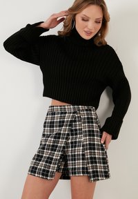 ELZA ACTIVE LOOSE - BLACK