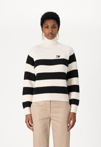 Tommy Jeans MOCK NECK BADGE  - Maglione - black