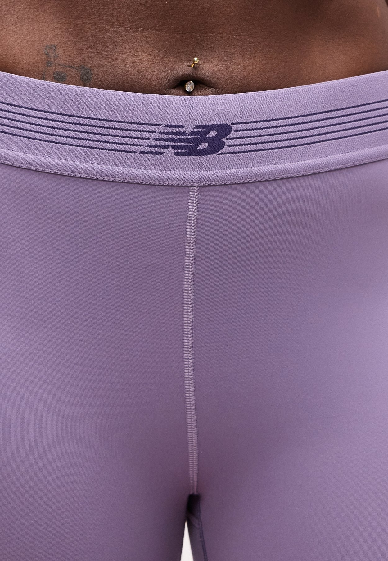 AC FITTED SHORT 5" WOMENSV1