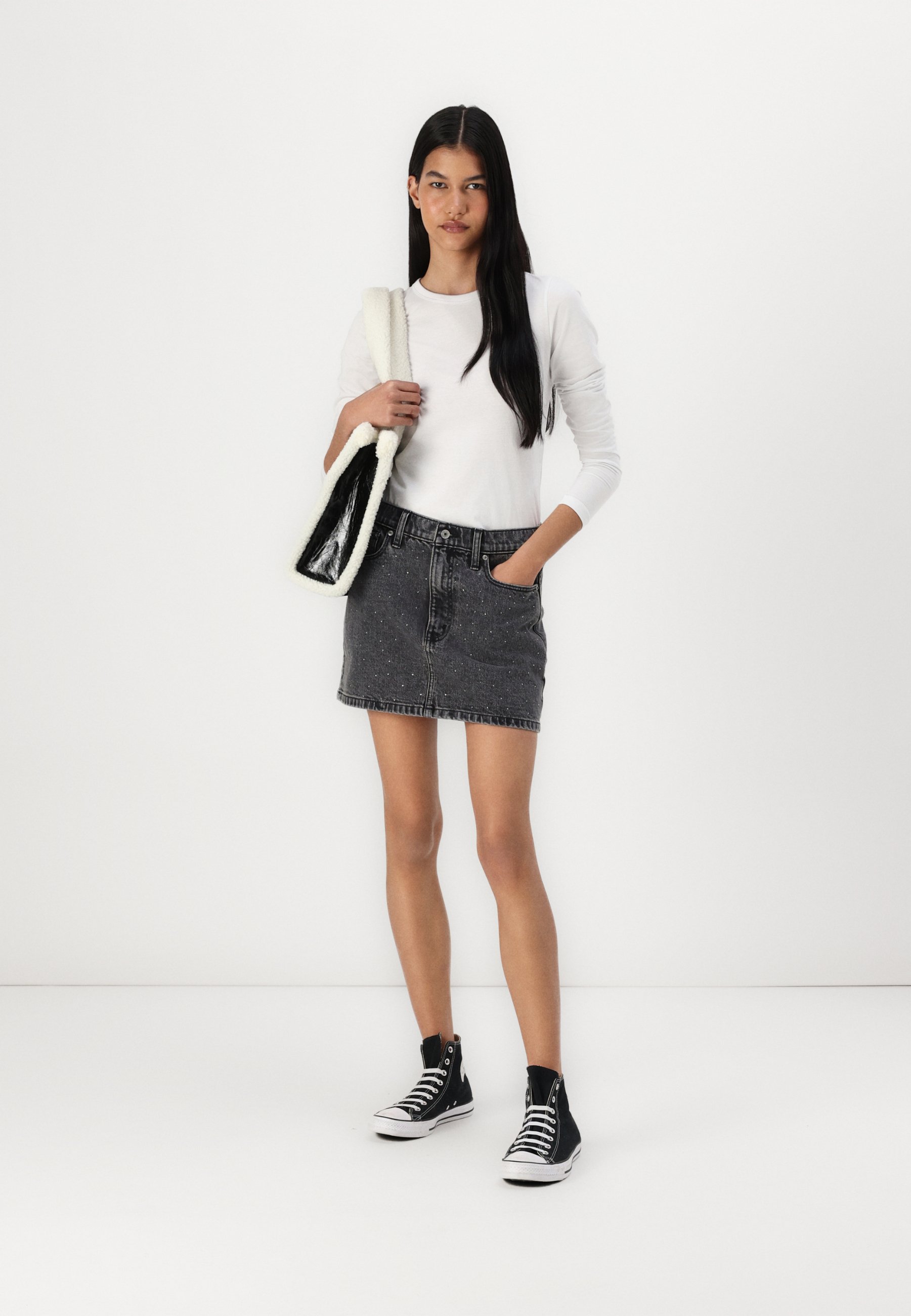 Amomento アモメントNYLON MINI SKIRT & TOP Shop AMOMENTO!