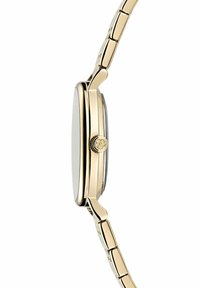 Goldfarbene Uhr mit einem schlanken runden Gehäuse, glattem Rand und polierter Oberfläche. Das Armband besteht aus ineinandergreifenden Metallgliedern für Flexibilität.