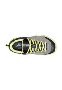 Graue Kletterschuhe mit einer schwarzen Zehenkappe und limegrüner Sohle. Verfügt über fluoreszierend gelbe Schnürsenkel und eine Mesh-Zunge für Atmungsaktivität.