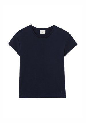 T-shirt à manches courtes bleu marine en coton doux, avec un col rond et un petit logo sur l'ourlet gauche. Design minimal.