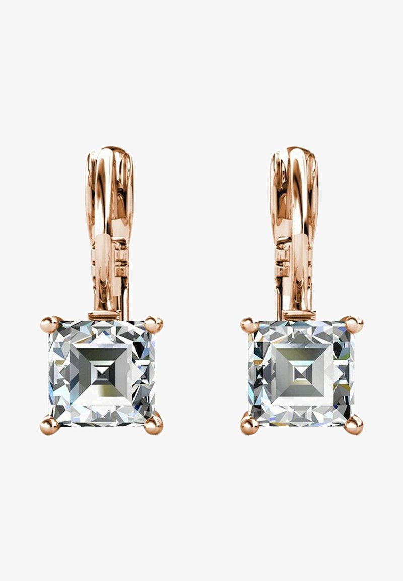 Quadratische Ohrringe aus Zirkonia mit einer roségoldenen Fassung, die ein Verschlussdesign und vier Krallenakzente für eine sichere Befestigung aufweisen.