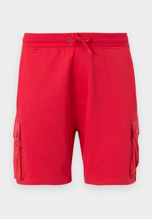 Rote Shorts in Knielänge mit elastischem Bund und verstellbarem Kordelzug, ausgestattet mit seitlichen Cargotaschen mit Knopfklappen.