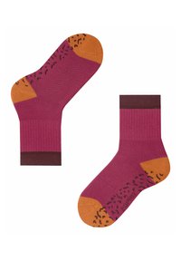 Para skarpetek do kostki w ciemnoróżowym kolorze z pomarańczowymi palcami i piętami, brązowymi ściągaczami oraz czarnymi plamkami w leopardzie w okolicy palców i pięt.