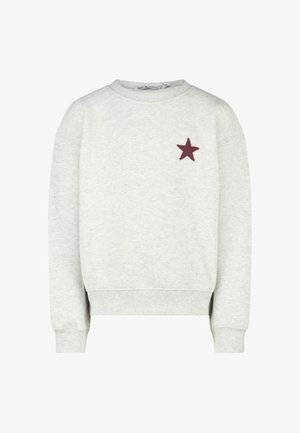Sweat-shirt gris clair à manches longues avec poignets et ourlet côtelés, avec un petit emblème d'étoile rouge foncé sur la poitrine gauche.