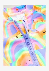 Seleccionado, purple rainbow