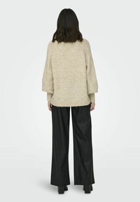 ONLY V NECK  - Svetr - birch