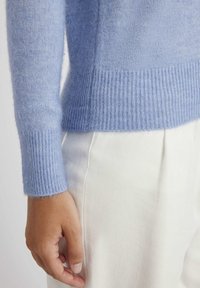 BZB COL V UNI - Pullover - bleu moyen