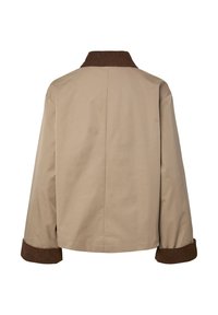 Μπεζ σακάκι με σκούρο καφέ γιακά και μανσέτες από κορντόρι, εμφανιζόμενο από πίσω σε λευκό φόντο.