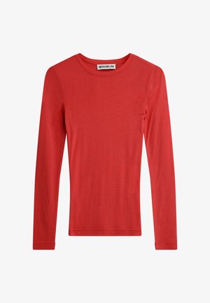 Maglietta rossa a maniche lunghe con scollo rotondo, realizzata in tessuto morbido, con maniche leggermente aderenti e un design pulito e minimale.