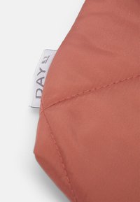 DAY ET MINI UNISEX - Estojo - copper brown