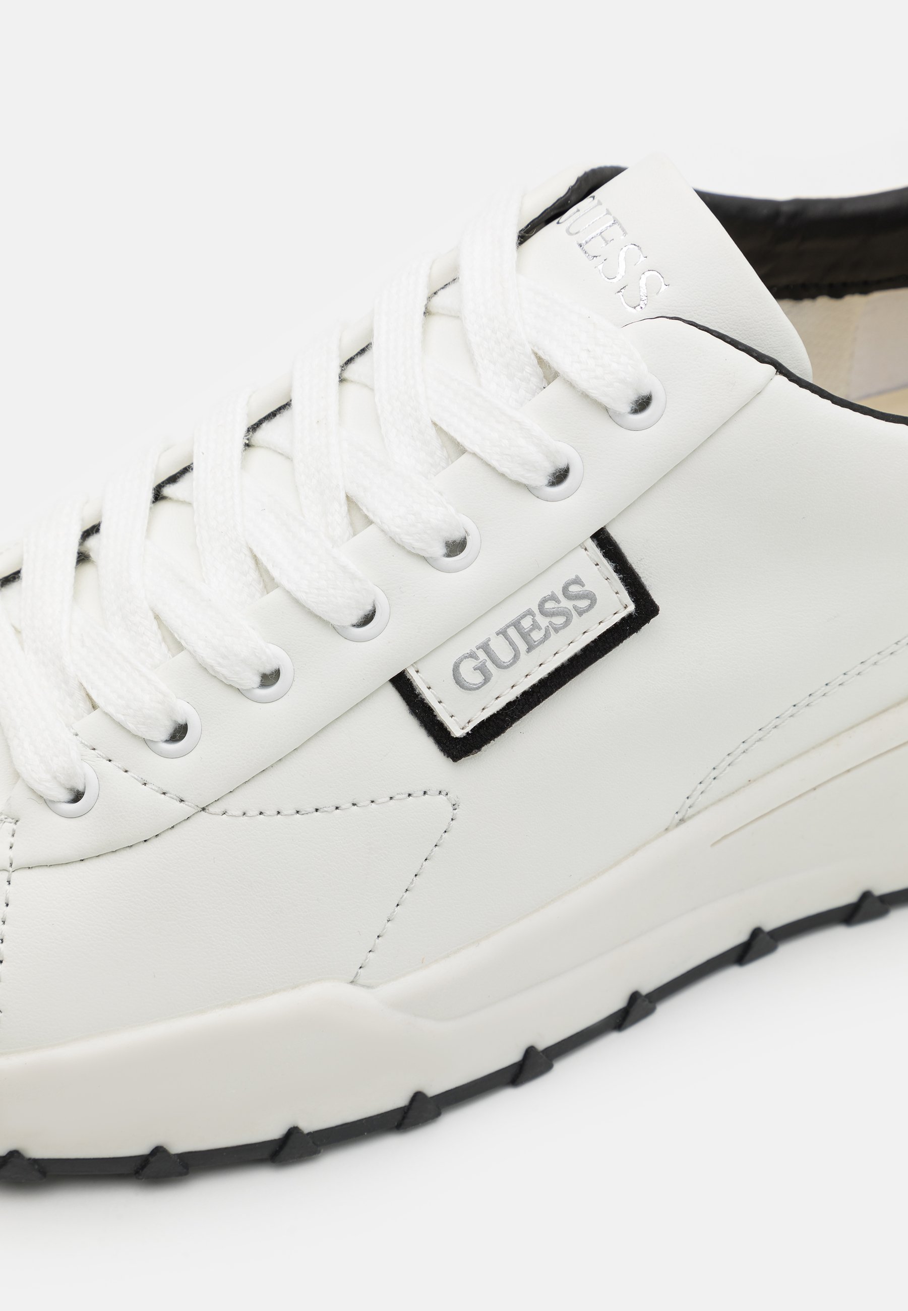 guess lucca trainers