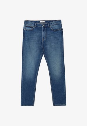 Jeans in denim blu scuro con taglio dritto, tasche frontali e vita classica. Presentano una leggera scoloritura per un aspetto vissuto.