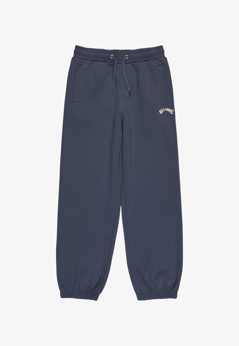 Mornarsko plave trenirke od mekog materijala, s elastičnim pojasom i vezicom, dva bočna džepa i rebrastim rukavima.