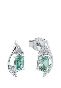 Örhängen i sterling silver med en oval mintgrön sten, dekorerad med små klara stenar, i en vågformad design.