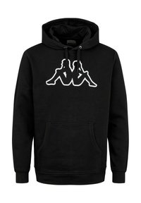 Zwarte hoodie van zacht stof, met een groot wit logo ontwerp op de voorkant, een kangoeroezak en een capuchon met trekkoord.