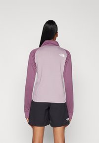 The North Face MOUNTAIN ATHLETICS FLEECE ¼ ZIP - Camisola - midnight mauve/purple chalk