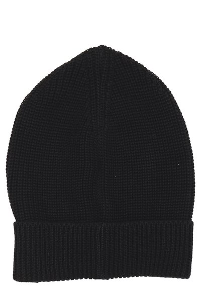 Cappello di lana nero a maglia con risvolto a coste, caratterizzato da un motivo texturizzato, parte superiore arrotondata e vestibilità aderente. Adatto per l'uso in clima freddo.