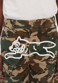 Icecream RUNNING DOG WOODLAND CAMO - Σορτς - multi coloured