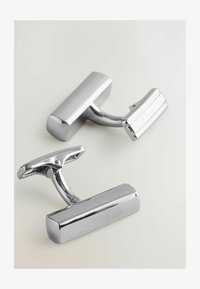 Unausgewählt, silver tone