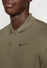 Nike Golf SOLID  - Polo - cargo khaki/black