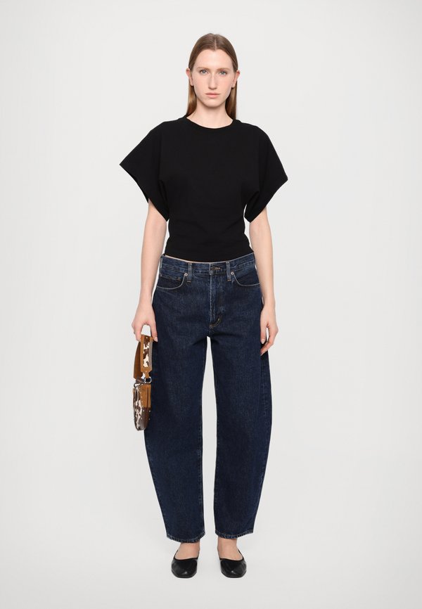 BRITT TEE - Basic T-shirt3