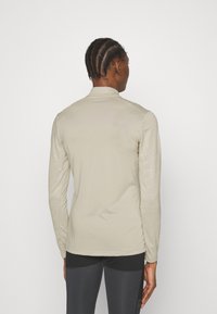Adidas Terrex TERREX MULTI HALF ZIP LONGSLEEVE TEE - Langærmet T-shirt - beige