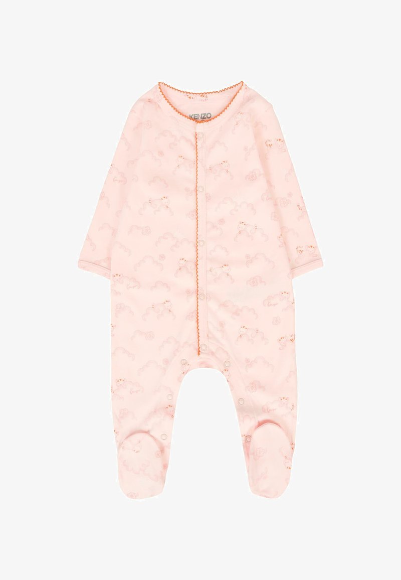 Body neonato rosa pallido con maniche lunghe e piedi, caratterizzato da piccoli motivi di tigri e nuvole, rifiniture arancioni e bottoni a pressione lungo il davanti.