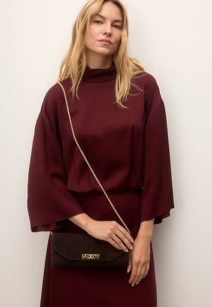 Kazar, COVA - Pochette - dark brown