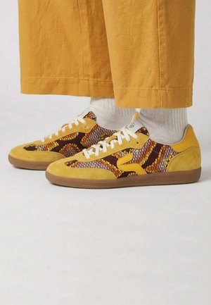 Panafrica, SAHARA - Zapatillas - mustard