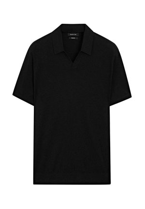 Kortærmet sort polo shirt lavet af glat stof, med V-hals og en afslappet pasform. Ingen mønstre eller udsmykninger.