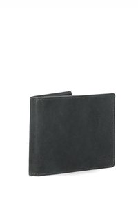 Schwarzes Lederportemonnaie mit strukturierter Oberfläche, im Zweifachdesign und sichtbaren Nähten. Es verfügt über ein dezentes Logo und mehrere Kartenfächer im Inneren.