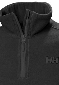 Sudadera de forro polar negra con cuello alto y cierre de media cremallera, con una textura suave y logotipo bordado en el pecho.
