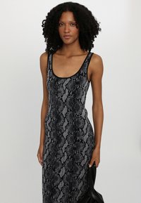 MICHAEL Michael Kors VIPER  - Gebreide jurk - black