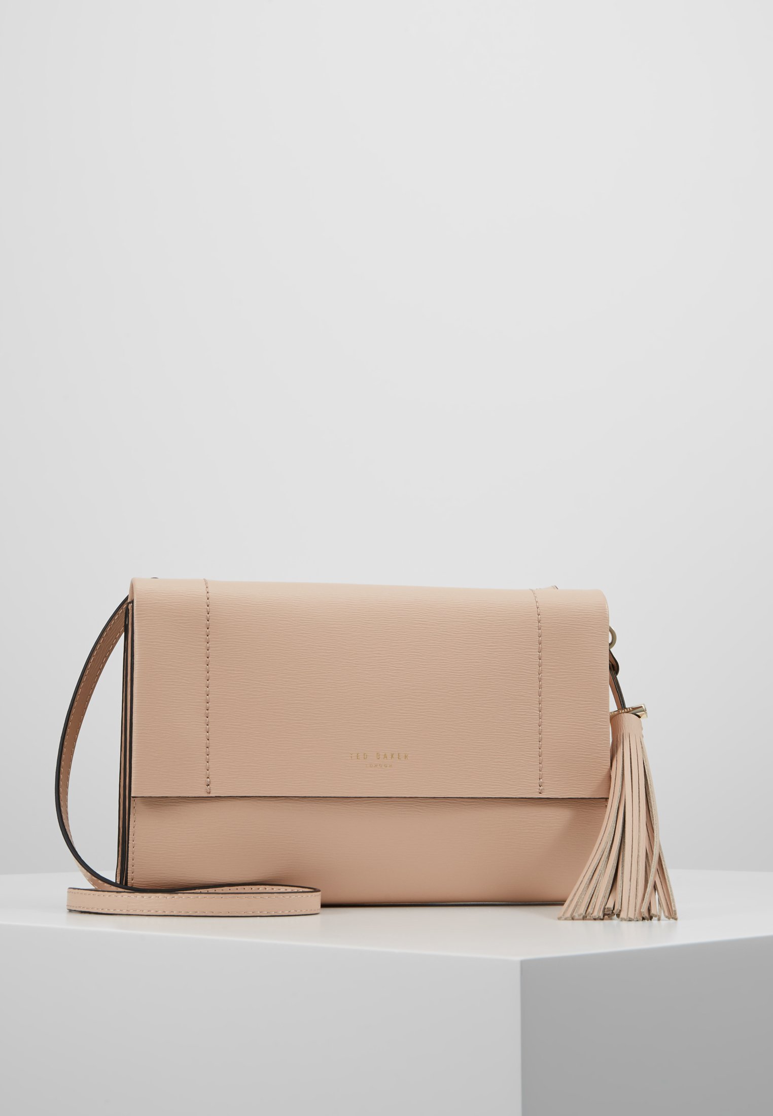 Ted Baker NATALEI Skulderveske taupe Zalando.no Ted Baker NATALEI Skulderveske taupe Zalando.no