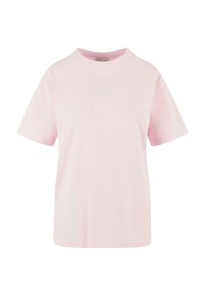 Roza pamučna majica s kratkim rukavima i okruglim izrezom. Ima jednostavni vezeni logo u bijeloj boji na prednjoj strani.