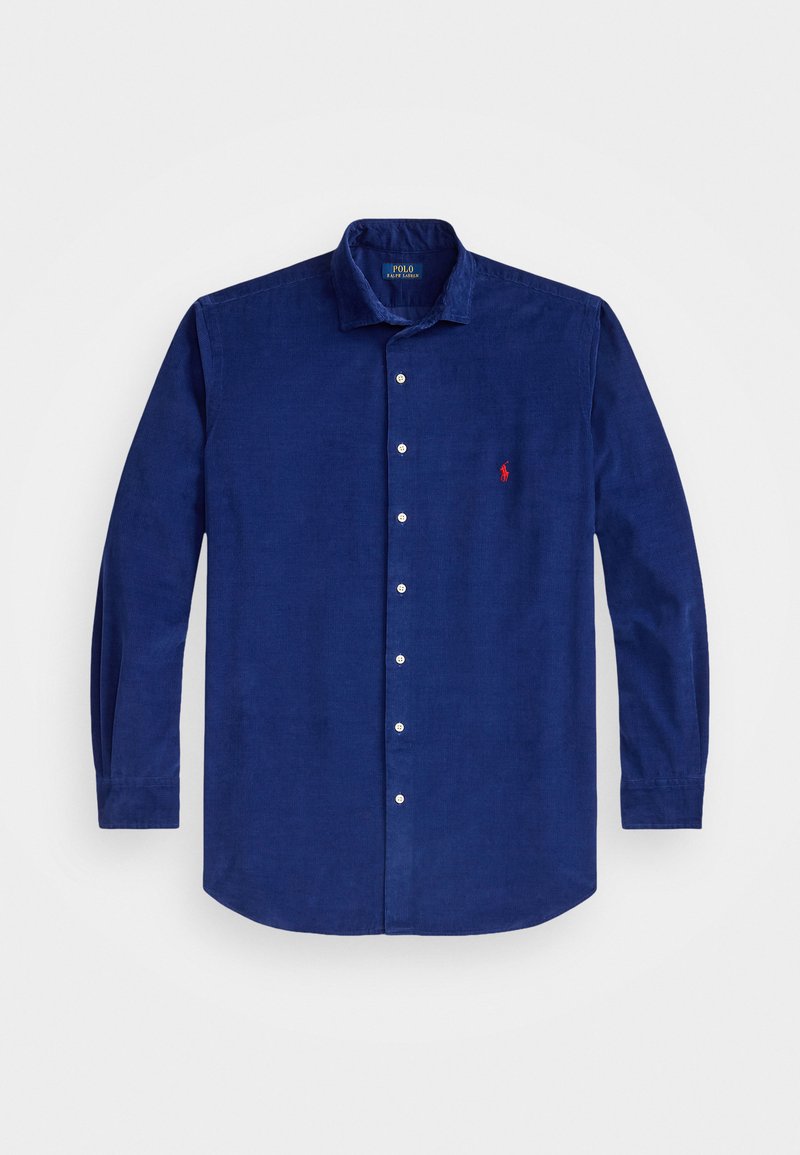 Maglietta a maniche lunghe blu navy, in tessuto di cotone, con colletto a bottoni, bottoni bianchi, con un piccolo logo rosso sul lato sinistro del petto.