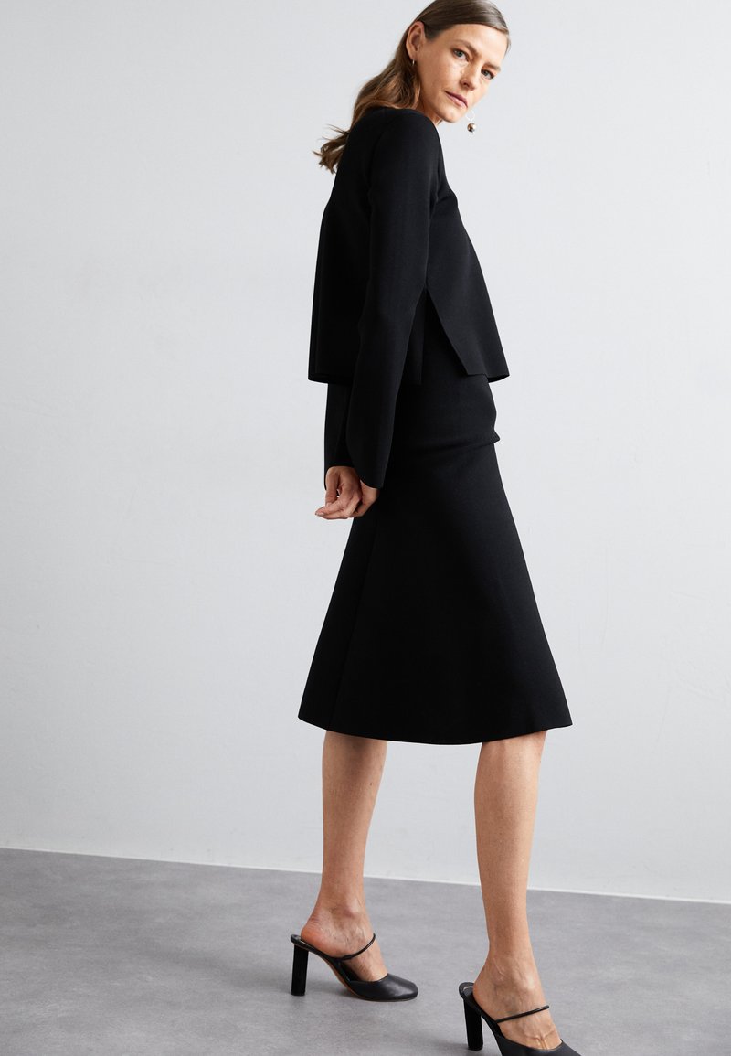 Theory - TWO LAYER DRESS - Obleka/pulover - black, Povečajte