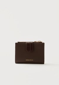 Sélectionné, dark brown