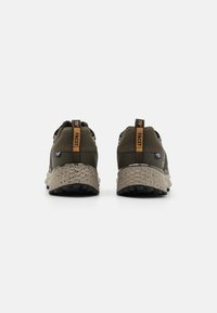 Columbia FACET™ 75 OUTDRY™ - Fjellsko - deep olive/canyon sun