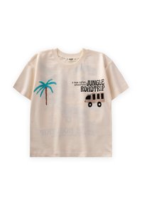 Beige puuvillane T-särk lühikeste varrukatega, millel on palmipuu ja safarivahendi graafika ning sinise ja musta tekstiga, mis ütleb "JUNGLE ROADTRIP."