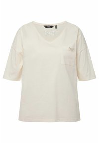 Cremefarvet bomulds t-shirt med v-hals, korte ærmer og lomme; har ordet "KÆRLIGHED" i broderet design.
