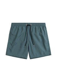 Turkusowe szorty kąpielowe wykonane z lekkiego, gładkiego materiału. Posiadają elastyczny pas z czarnym sznurkiem i boczne kieszenie. Prosty design.