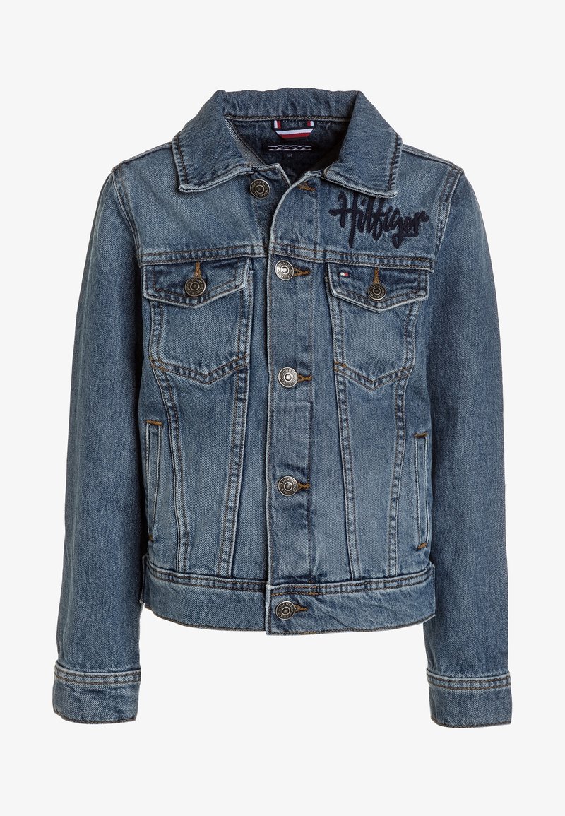 Džínová bunda světle modré barvy s knoflíkovým zapínáním, dvěma náprsními kapsami a vyšitým logem "Hilfiger". Obsahuje klasický límec a rovný střih.