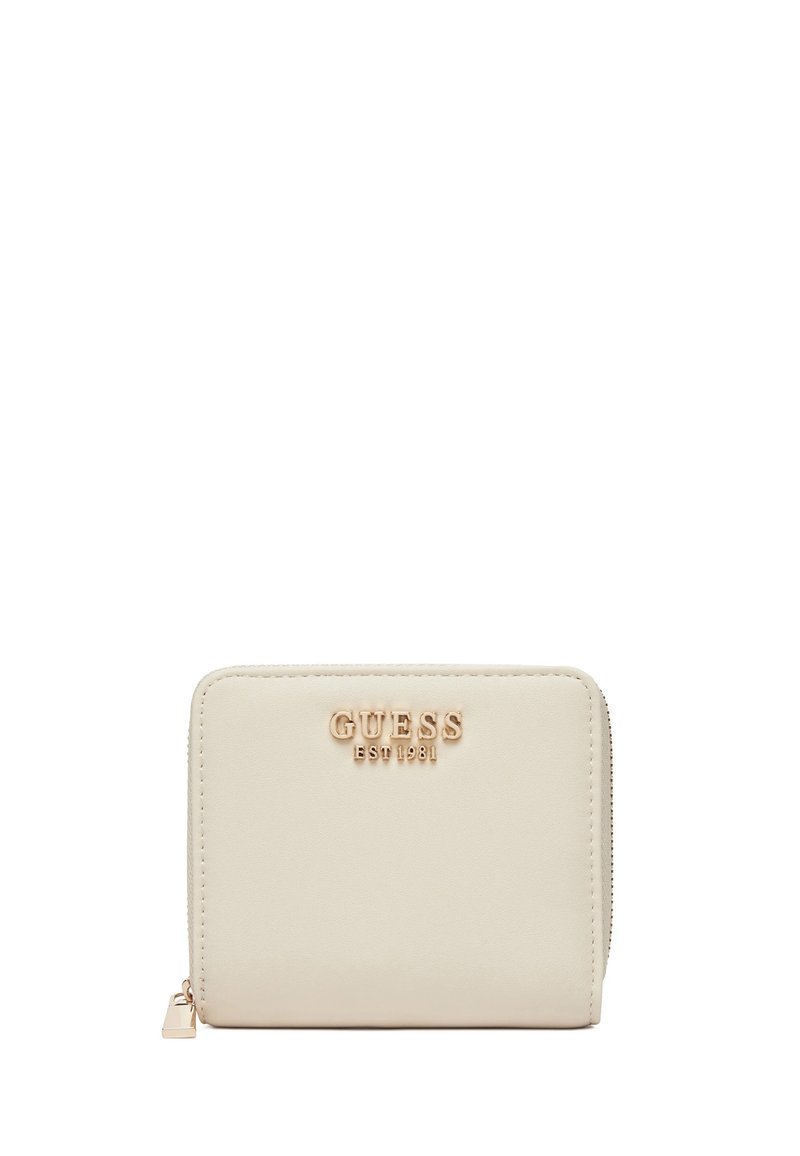 Portafoglio zip colore crema di Guess con logo in rilievo, texture in ecopelle liscia, angoli arrotondati e dettaglio della cerniera metallica.